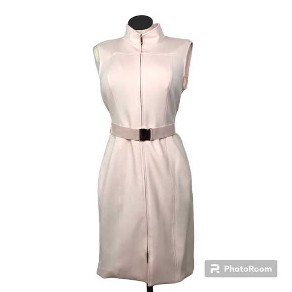 Tommy Hilfiger Dresses & Skirts - Tommy Hilfiger Sleeveless Sheath Dress Women’s Size 14 Color Peach Front Zip.